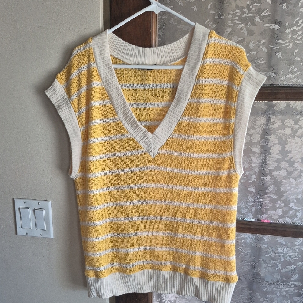 Zara Sweater (M)
